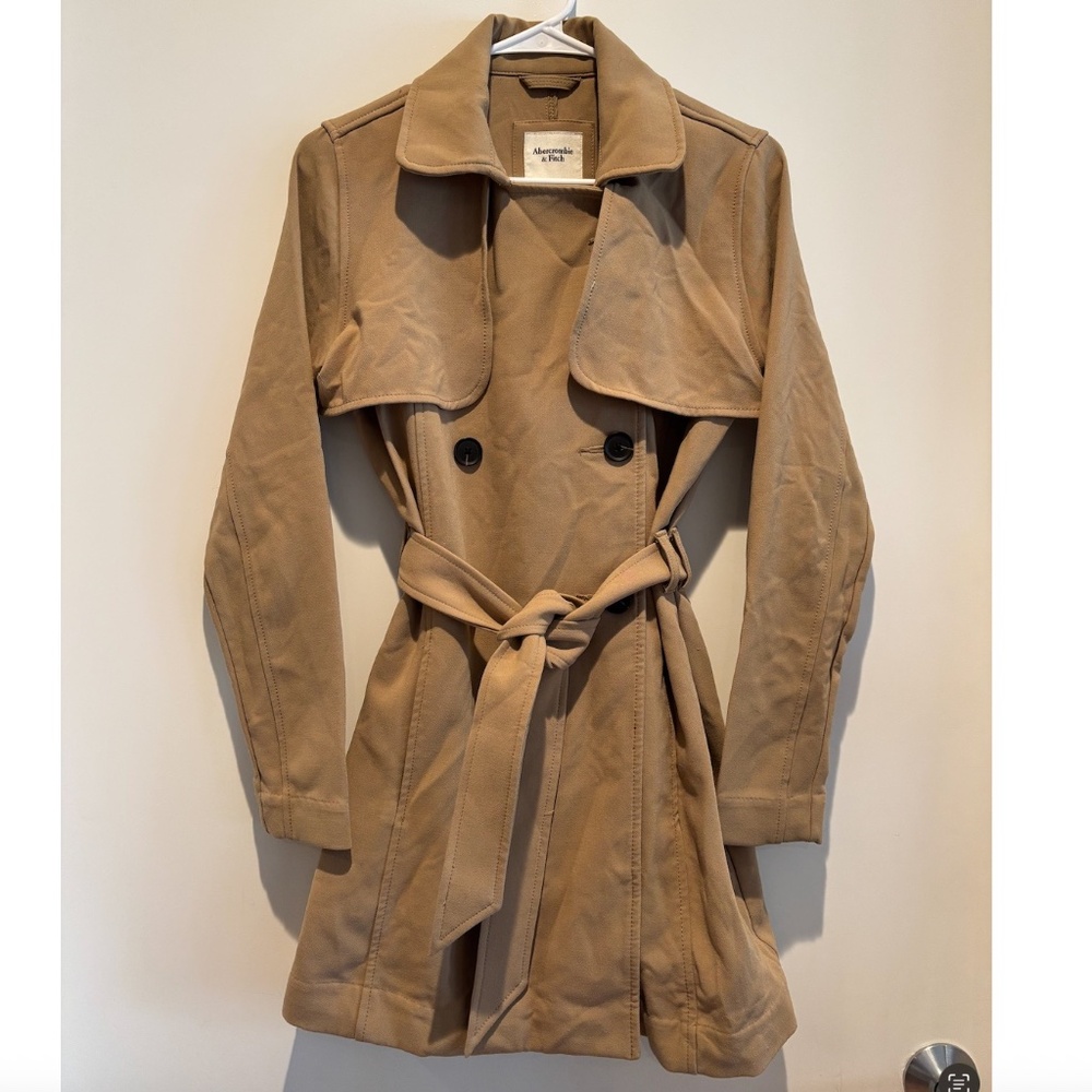 Abercrombie & Fitch Trench Coat